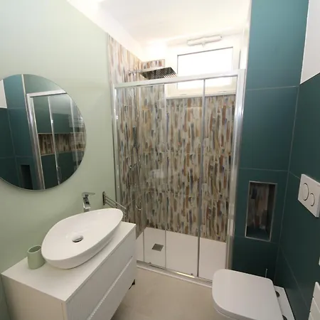 Modernity And Comfort For 5 Guests In Rosolina Apartment *